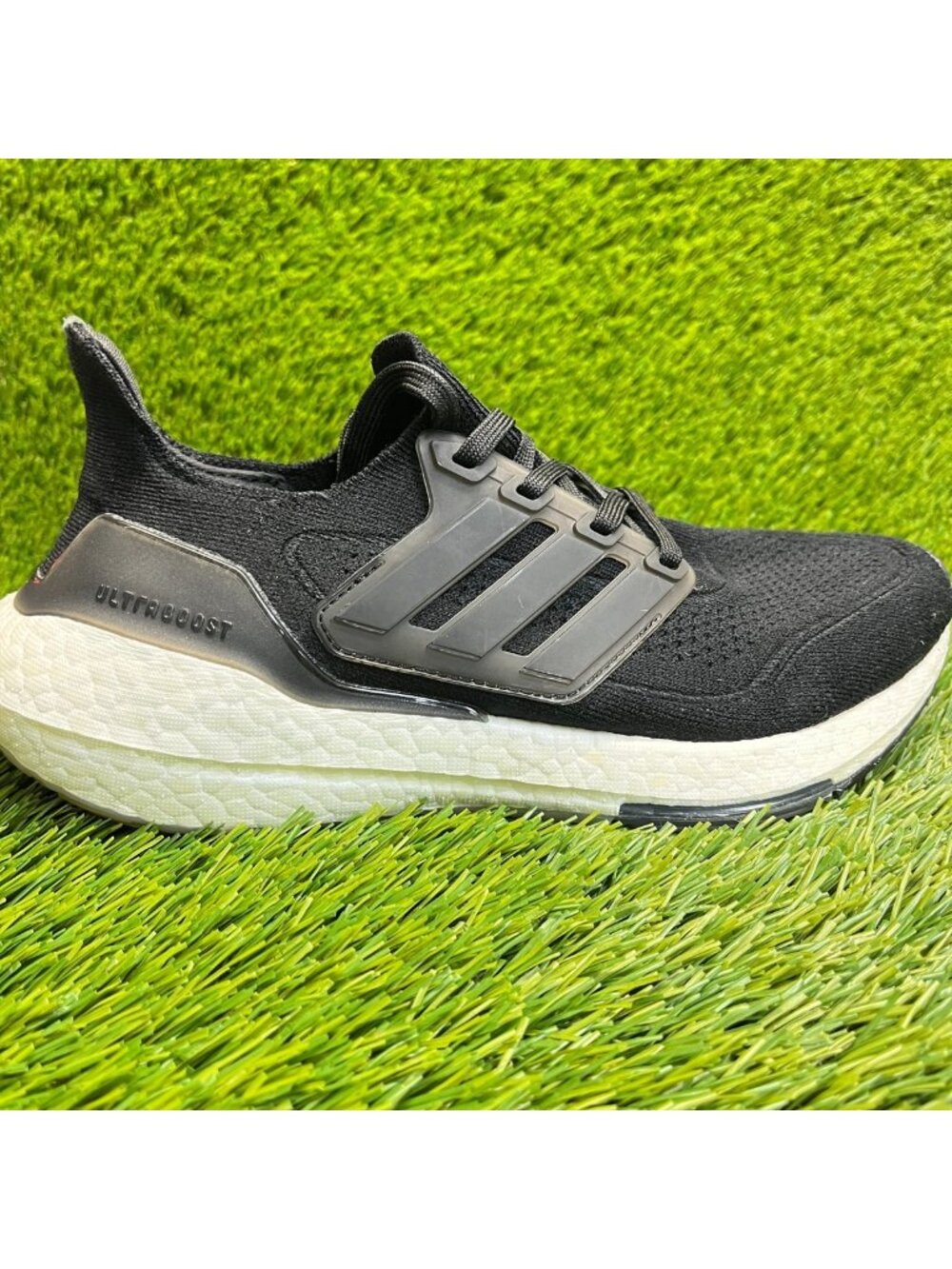 Adidas UltraBoost 21 Mens Size 5.5 Black White Athletic Running Shoes Sneakers